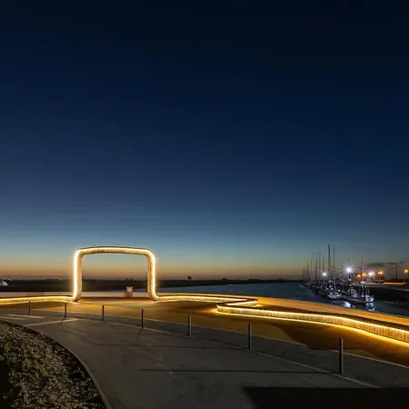 בית הארחה Sleep In Centre - 4*