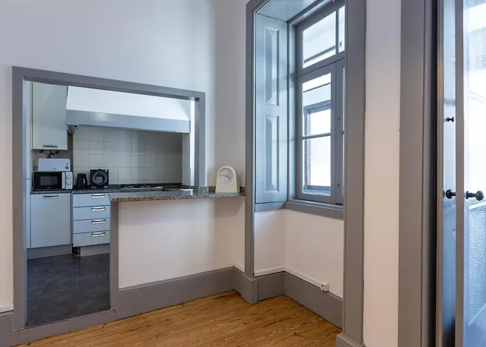 Sleep In Centre - אבאירו